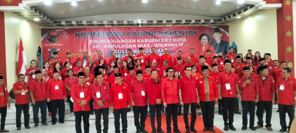 Dilantik, Yanto Kembali Nahkodai DPC PDIP Kota Gunungsitoli Periode 2025-2030