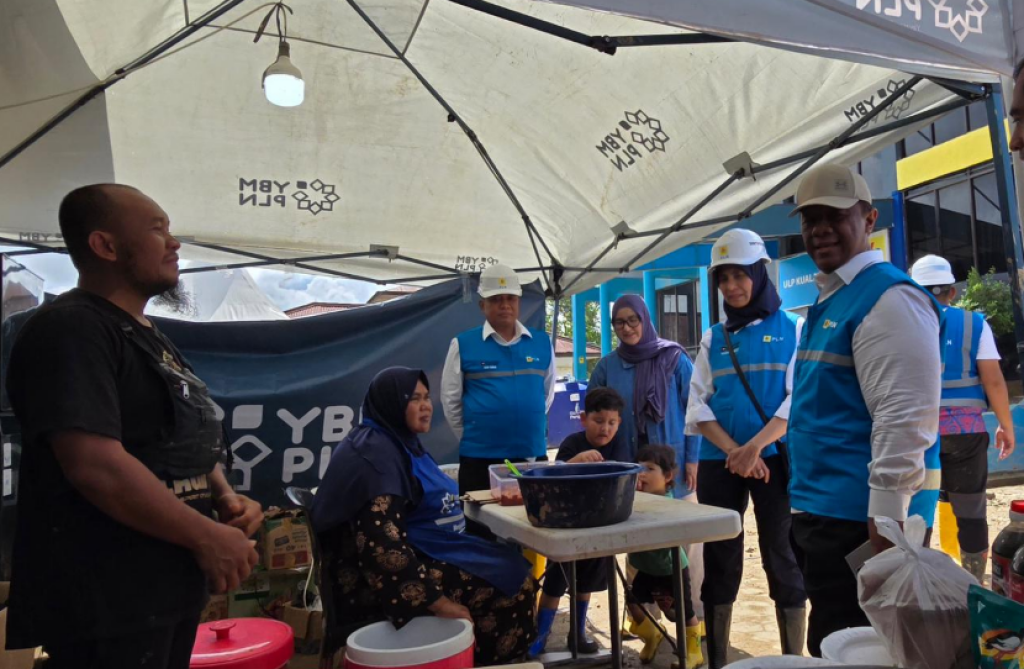 Direksi dan Relawan PLN Turun Langsung Pastikan Percepatan Pemulihan Fasilitas Umum di Aceh