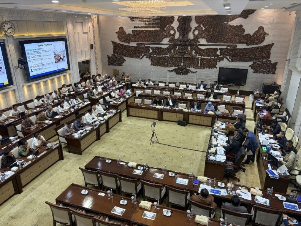 DPR Setujui Pencairan PMN 2025 untuk Empat BUMN Termasuk PT KAI