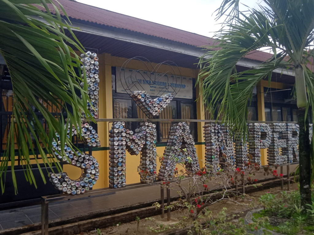 Dugaan Kejanggalan Dana BOS di SMAN 1 Peranap Jadi Sorotan, Pos Pemeliharaan dan Honor Dinilai Membengkak