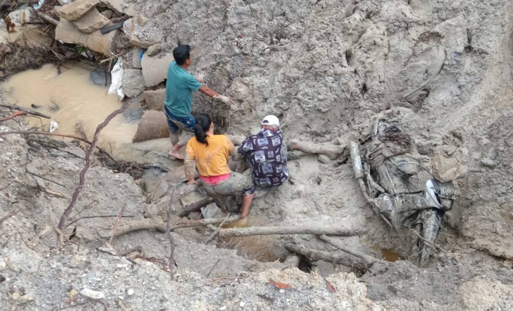 Jalan Longsor Tak Kunjung Diperbaiki, 1 Warga Parbuluan IV Dairi Meninggal Dunia