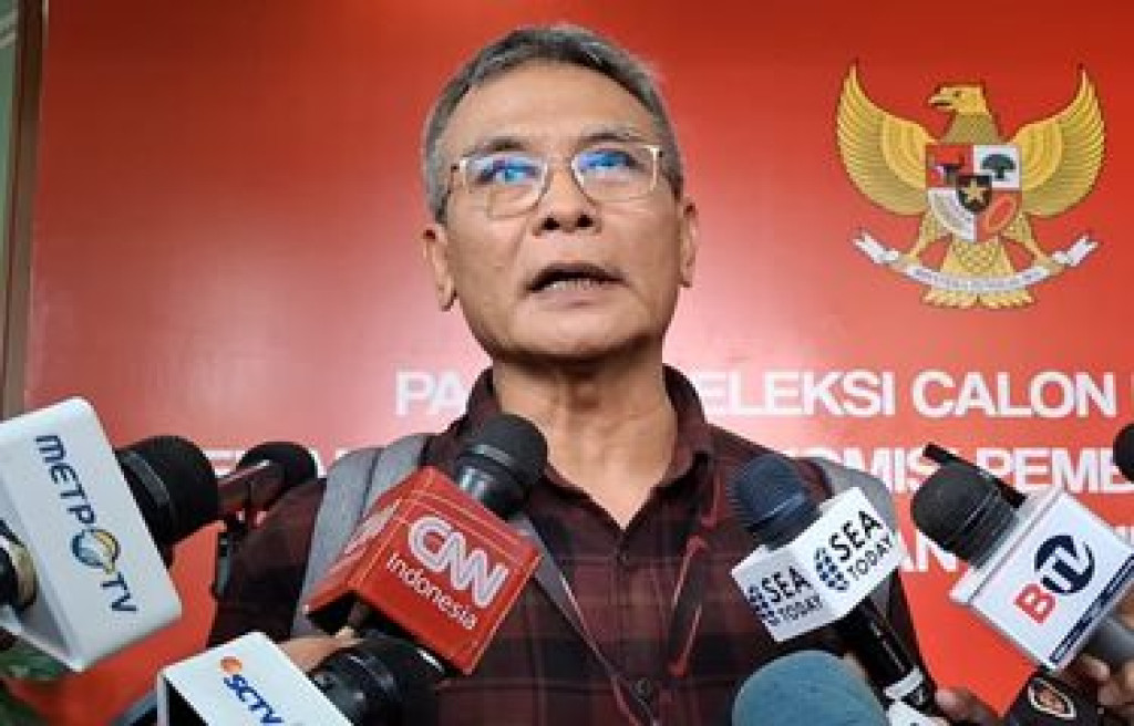 Johan Budi Setuju Abolisi Tom Lembong dan Rehabilitasi Ira, Tolak Amnesti Hasto