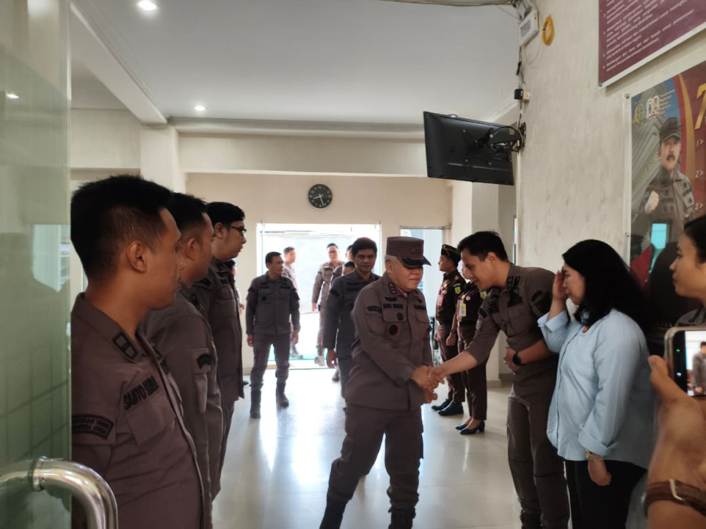 Kajati Sumut Harli Siregar Kunjungan Kerja ke Kejaksaan Negeri Toba