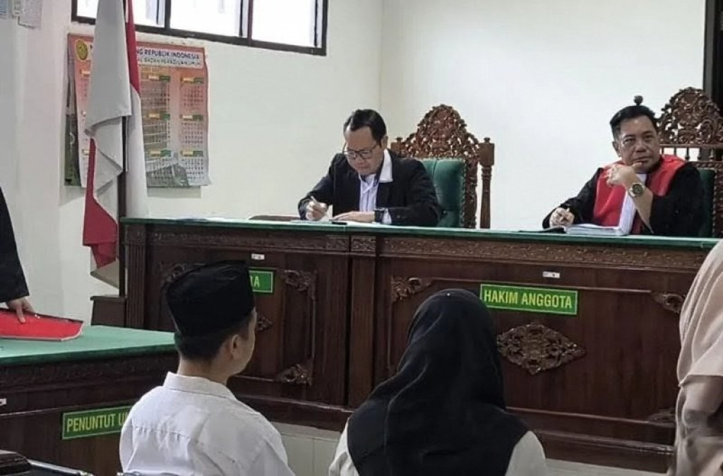 Kejari Bengkulu Tengah Tuntut Dua Mantan Pejabat Diduga Rugikan Negara Rp150 Juta