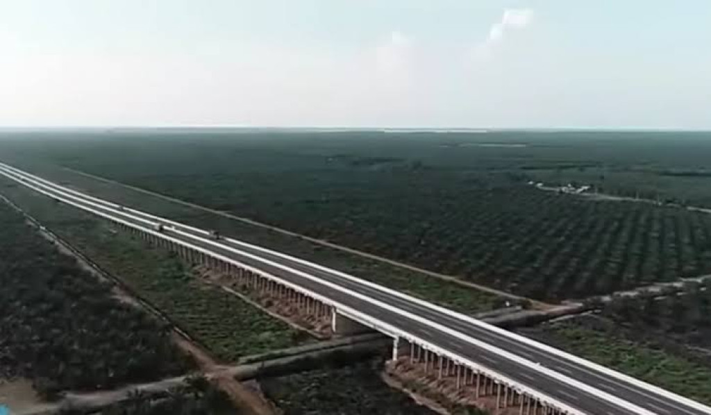 Kementerian PU Pastikan Jaringan Jalan Nasional dan Tol Siap Layani Arus Nataru 2025/2026