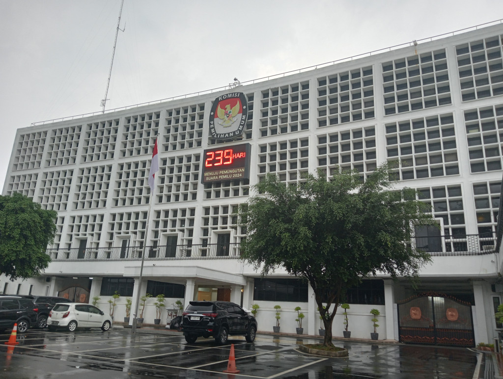 KPU Raih Peringkat Pertama Kualifikasi Informatif Kategori Lembaga Non Struktural pada Anugerah Keterbukaan Informasi Publik