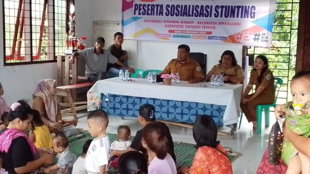 Masyarakat Sitonong Ikuti Sosialisasi Pencegahan Stunting, Suasana Akrab Seperti Kegiatan Keluarga