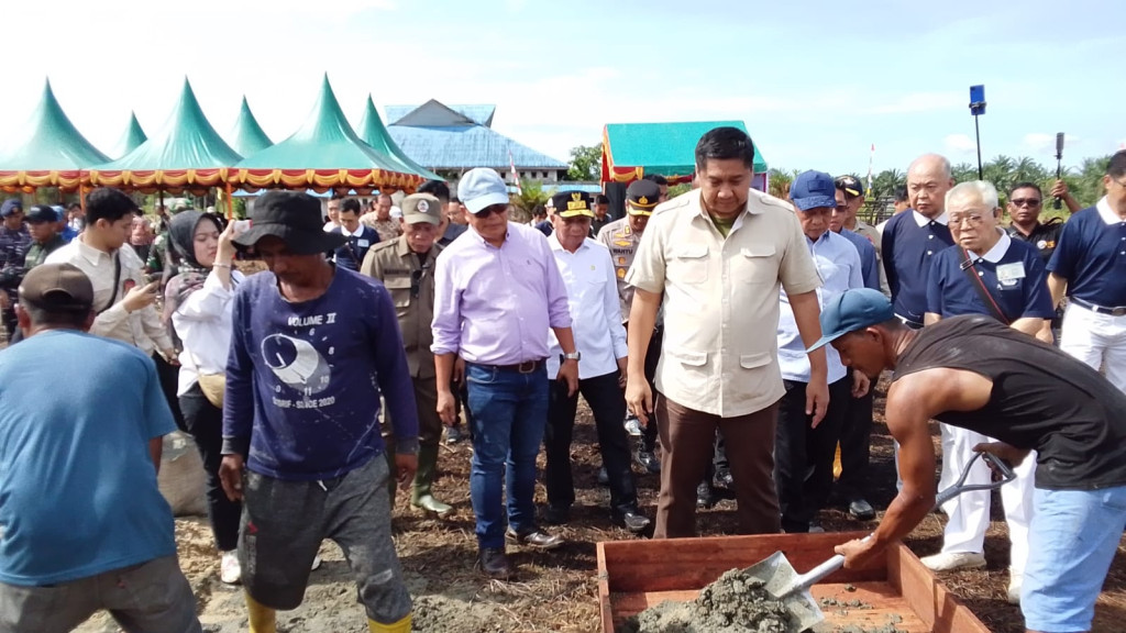 Mendagri Tito dan MenPKP Maruar Kunjungi Tapteng, Gelar Groundbreaking 118 Hunian Permanen Bagi Korban Bencana
