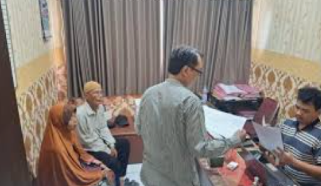 Mirip Kasus Nenek Elina, Rumah Lansia di Tegal Dibongkar Tanpa Eksekusi Pengadilan