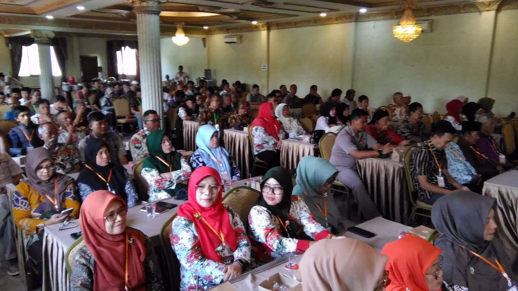 Musda Sepakat Aklamasi, Aa Kartiwa Jadi Ketua Dekopinda Sumedang 2025–2030