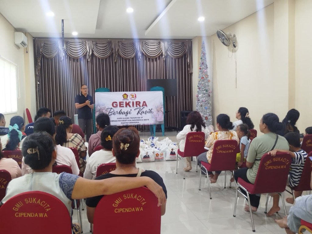 Organisasi Sayap GEKIRA Gerindra Hari Ini Salurkan Sembako di Dua Gereja Jabodetabek