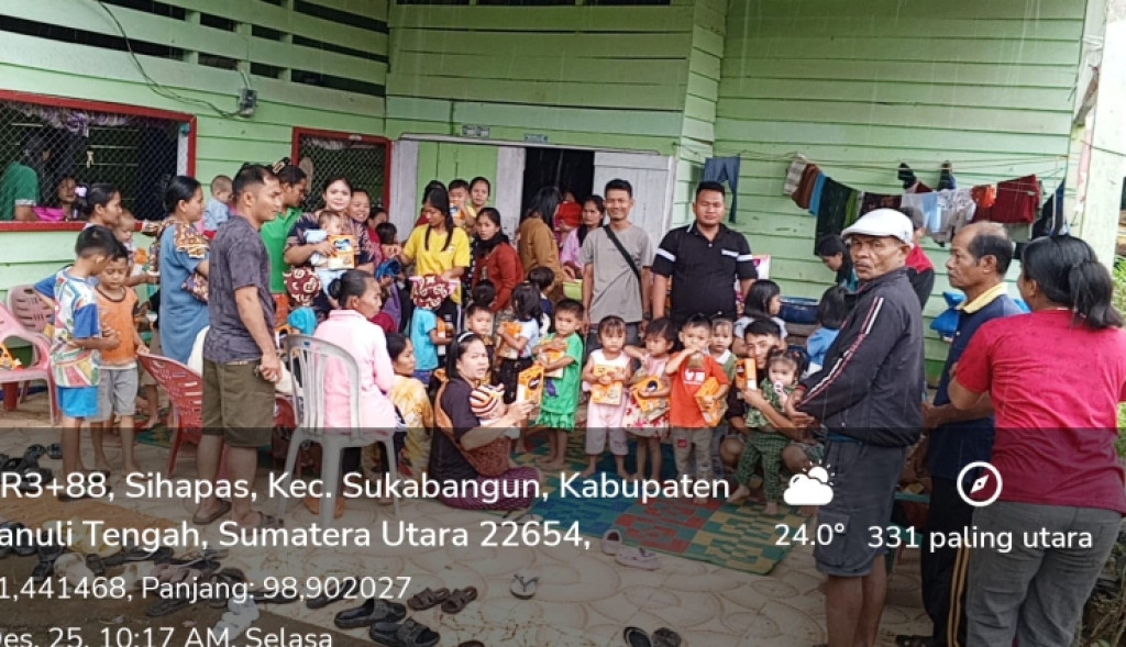 Pacu Peningkatan Gizi Pascabencana, Pemdes Sihapas Bagikan Makanan Tambahan