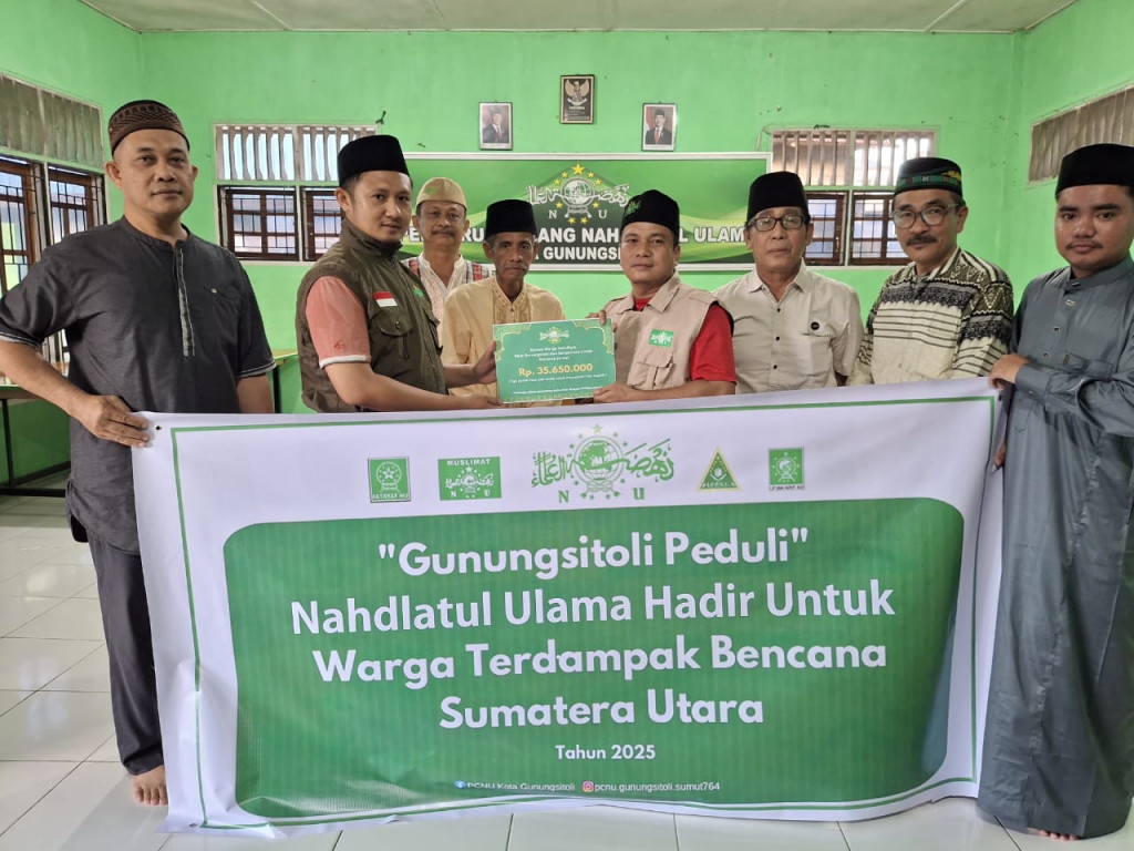 PCNU Kota Gunungsitoli Terjunkan 18 Relawan Salurkan Bantuan ke Korban Bencana di Sibolga-Tapteng