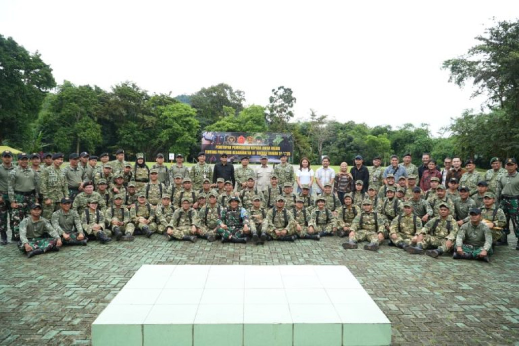 Pembekalan Awak Media di Daerah Rawan Rampung, Kemhan Tekankan Keselamatan dan Profesionalisme