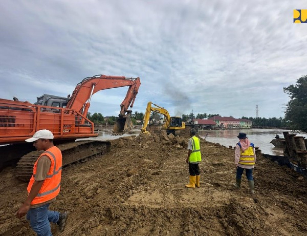 Pemerintah Kebut Pemulihan Jalan dan Jembatan Pascabencana Sumatera