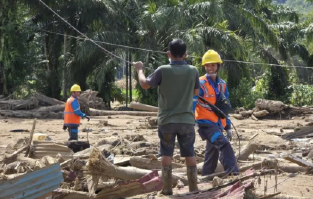 Pemulihan Listrik Sumbar Bukti Ketangguhan PLN dalam Menjaga Energi Nasional