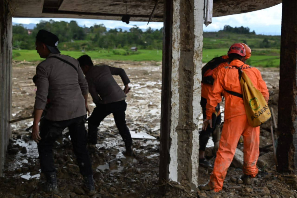 Penanganan Bencana Kerusakan Sektor Pertanian Air Bersih dan Pelayanan Kesehatan Terdampak Bencana Alam di Humbahas Terus Dikebut