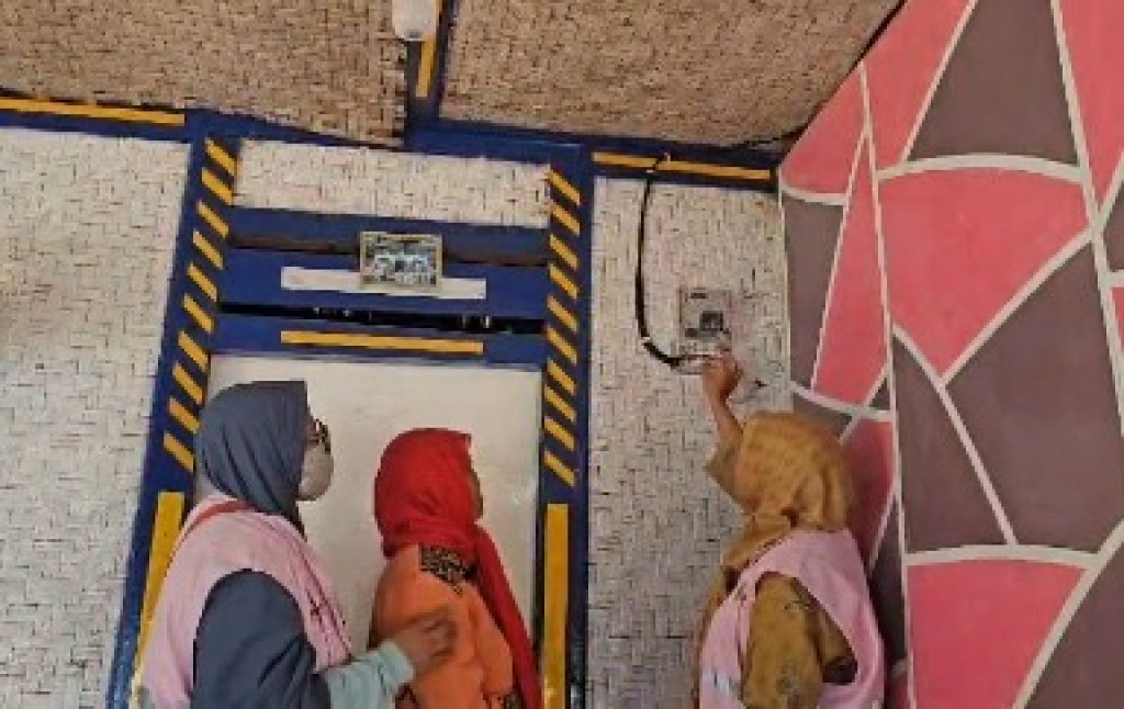 PLN Gunung Putri Realisasikan Program LUTD, Dua Warga Kabupaten Bogor Terima Manfaat