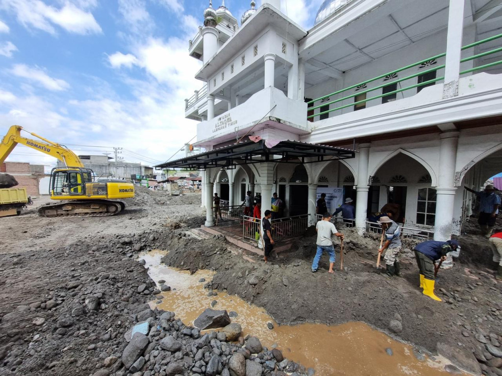 PLN Percepat Pemulihan Masjid Pascabencana di Lima Kabupaten Aceh