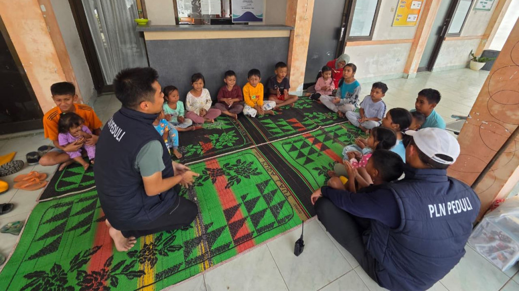PLN Turunkan Relawan untuk Pemulihan Psikososial Warga Terdampak Bencana Aceh