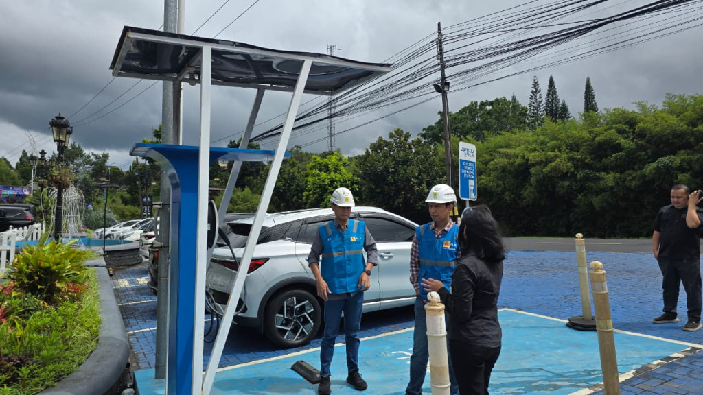 PLN UP3 Cianjur Siagakan 27 SPKLU, Dukung Perjalanan EV Aman Selama Nataru
