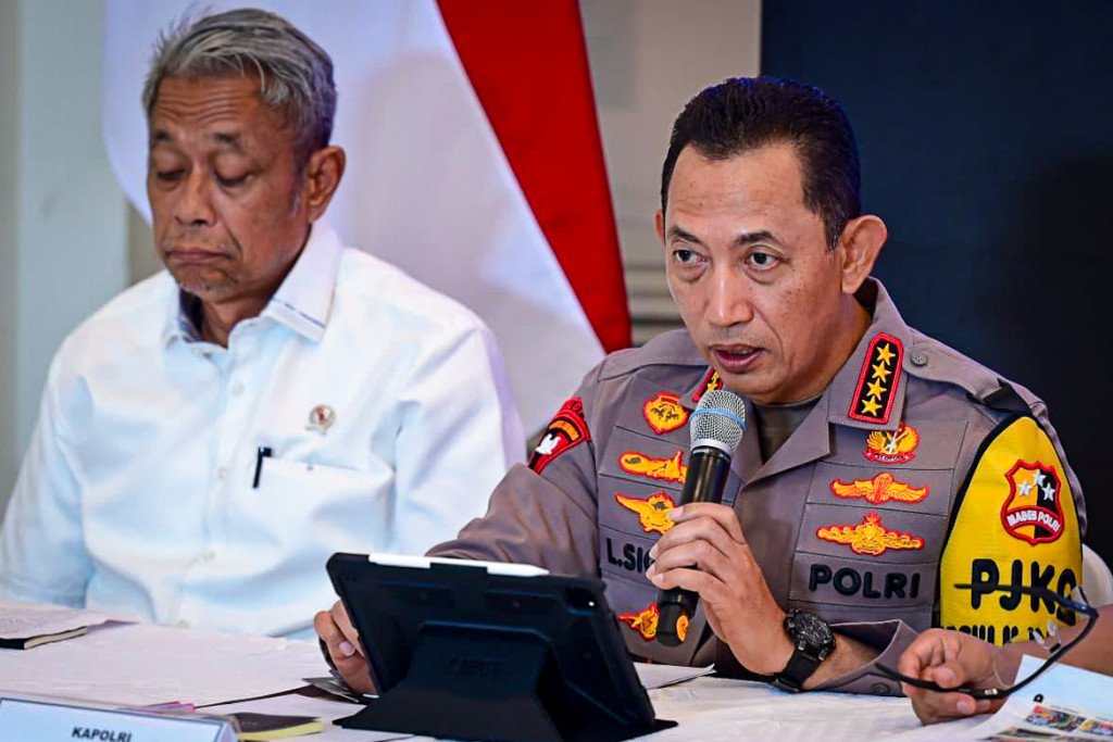 Polri Perkuat Operasi Kemanusiaan Bencana Sumatra, Fokus Pemulihan dan Layanan Dasar