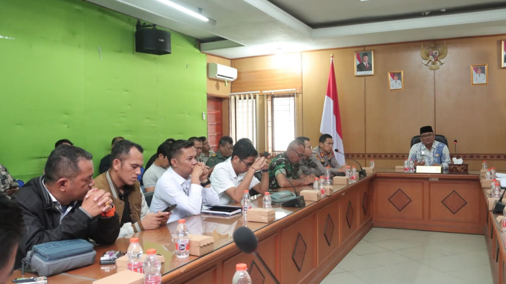 Redam Konflik Berlanjut Pro Kontra PT Gruti, Pemkab Dairi Lakukan Pertemuan Bahas Solusi Bersama