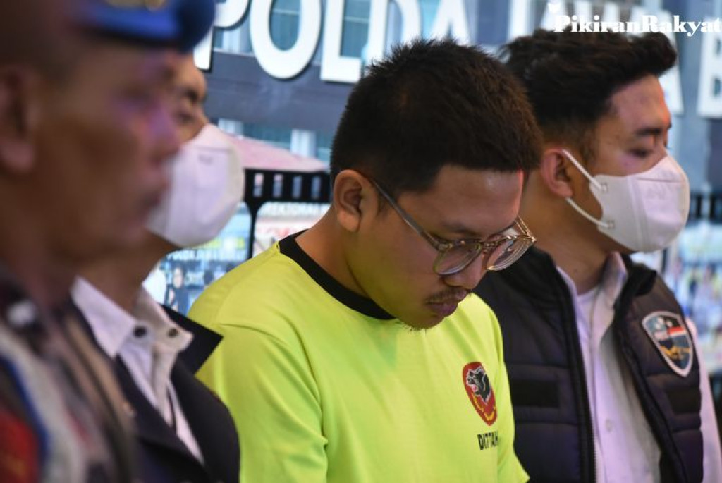 Resbob Dibekuk Saat Bersantai di Kafe Rindang Semarang