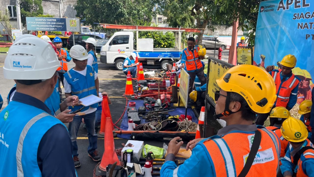 Sambut Natal 2025 dan Tahun Baru 2026, PLN UP3 Garut Gelar Apel dan Doa Bersama Siaga Pengamanan Pasokan Listrik