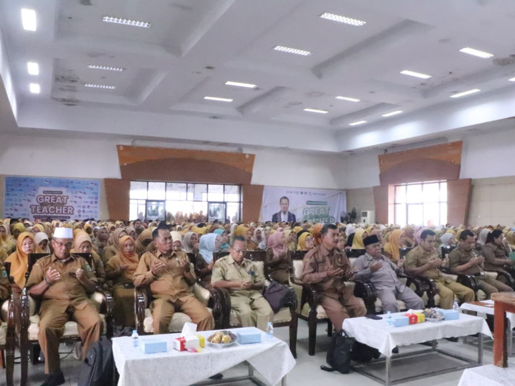 Seminar Nasional How to Great Teacher di Kabupaten Paluta