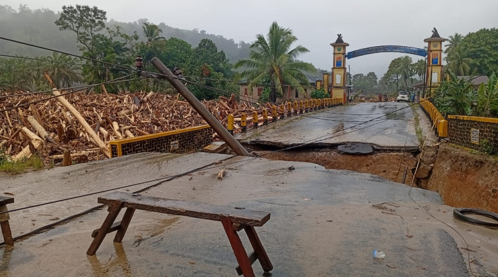 Surat Terbuka Usulan Pembentukan Tim Khusus Bantuan untuk Korban Banjir–Longsor di Sumatera