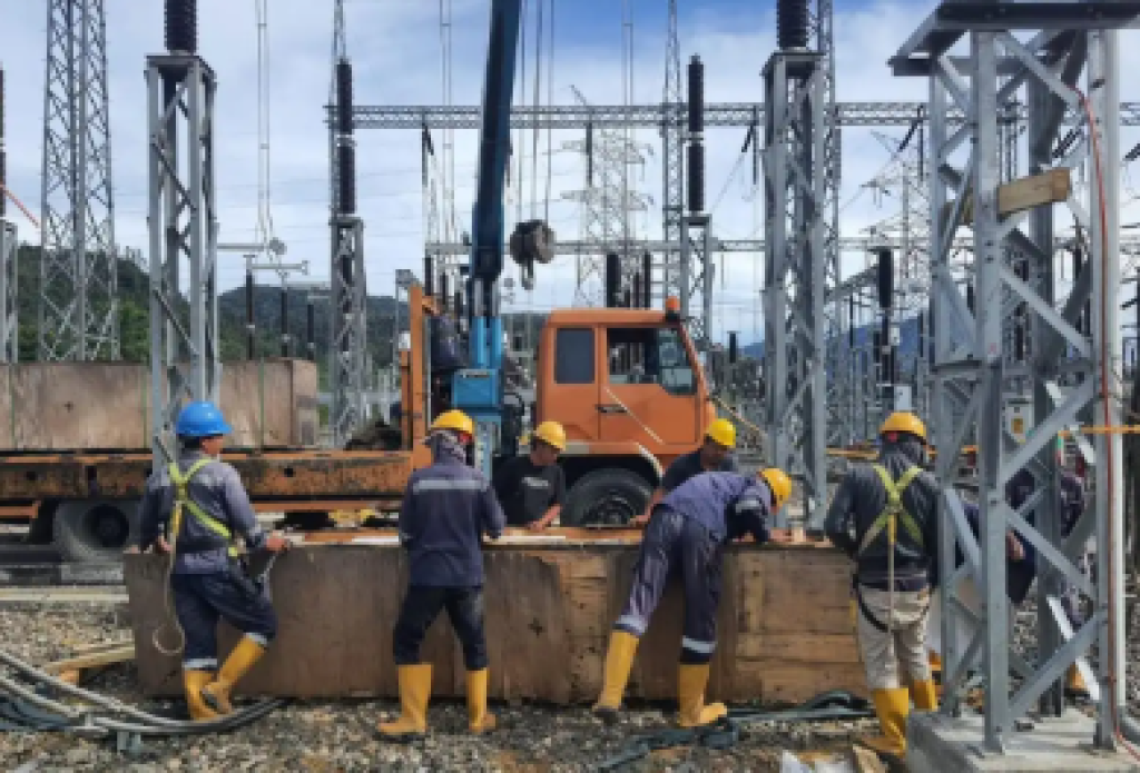 Terobosan Sistem Kelistrikan Aceh Pascabencana, 4 Tower ERS Berdiri di Pantai Baru