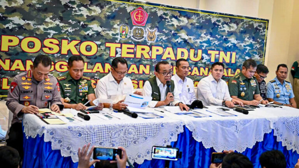 TNI dan Polri Kerahkan Armada Darat, Laut, dan Udara untuk Percepat Penanganan Bencana di Sumatra