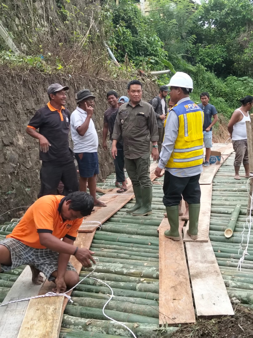 UPT Bina Marga Humbahas Turunkan Tim Tinjau Jalan Pakkat-Tarabintang dan Parlilitan Terputus