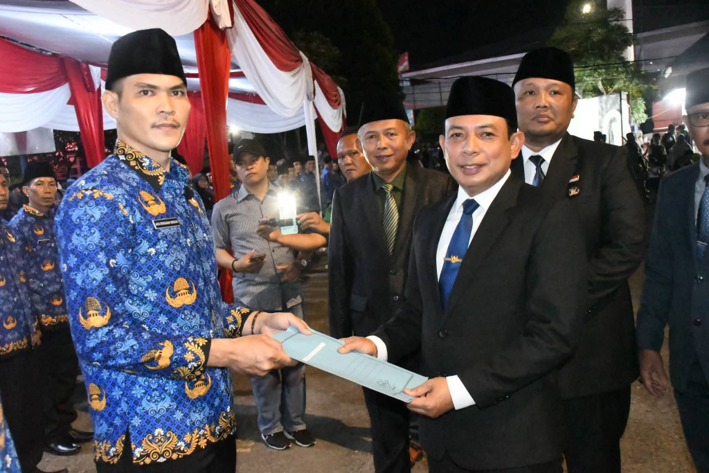 Wali Kota Bengkulu Lantik 1.123 PPPK di RSHD Usai Rangkaian Peresmian Belungguk Point
