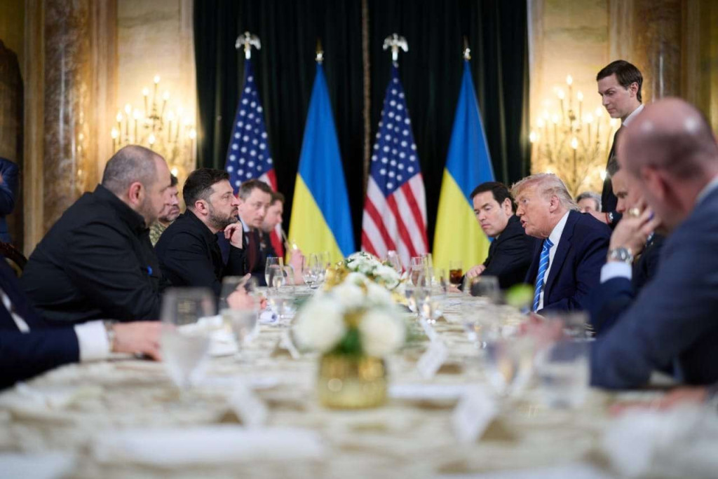 Zelenskyy Minta Jaminan Keamanan 50 Tahun ke Trump, Damai Ukraina Masih Terkendala