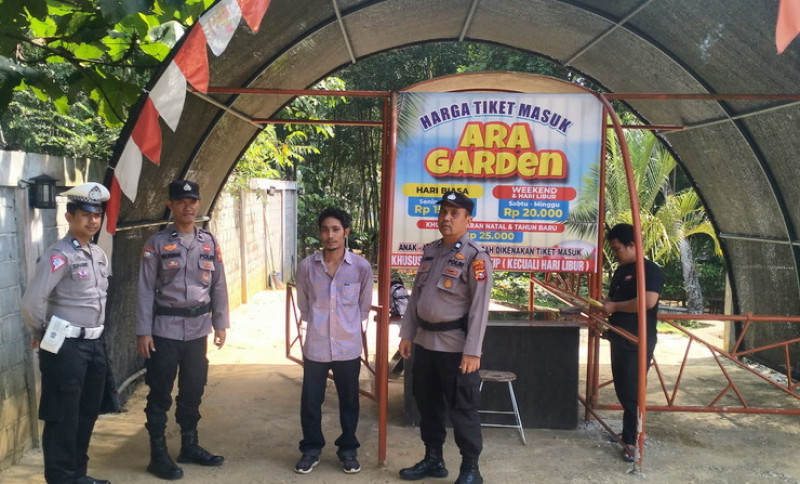 Photo Kapolsek Bagan Sinembah bersama Jajaran, laksanaan kegiatan menjaga Kamtibmas di tempat wisata 