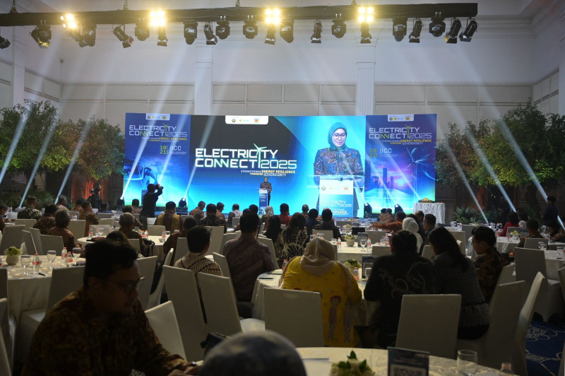 Suasana agenda launching Electricity Connect 2025 yang diselenggarakan di Jakarta, pada Kamis (09/10/2025).