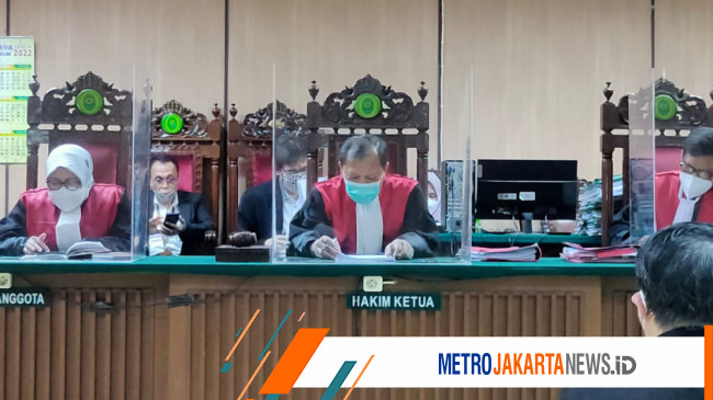 Hakim Pn Jakarta Utara Jatuhkan Putusan Lepas Terdakwa Penipuan Metro