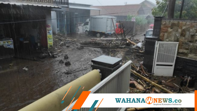 Banjir Bandang Terjang Kota Batu Di Jatim - Wahana News